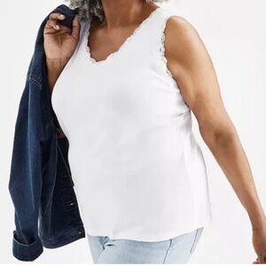 NWT Women’s 3X Style & Co. White with Lace Trim Tank Top
